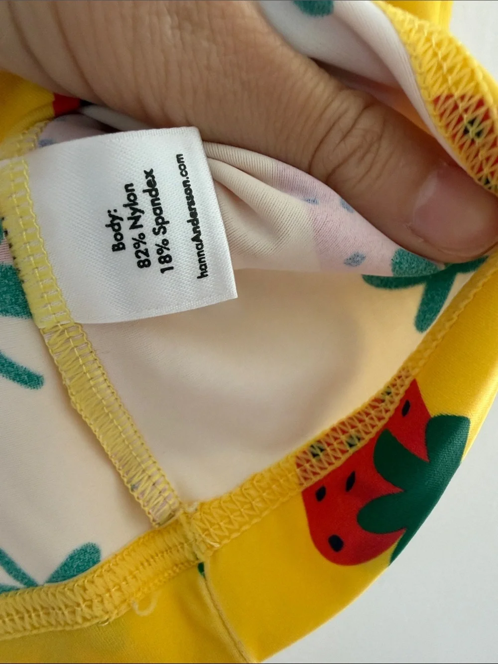 Hanna Andersson Yellow Strawberry Long Sleeve Rash Guard Swim Top Size 4 100cm